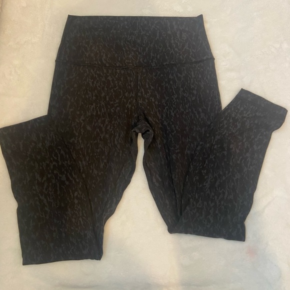 Lululemon align size 8 28 length - Picture 1 of 4